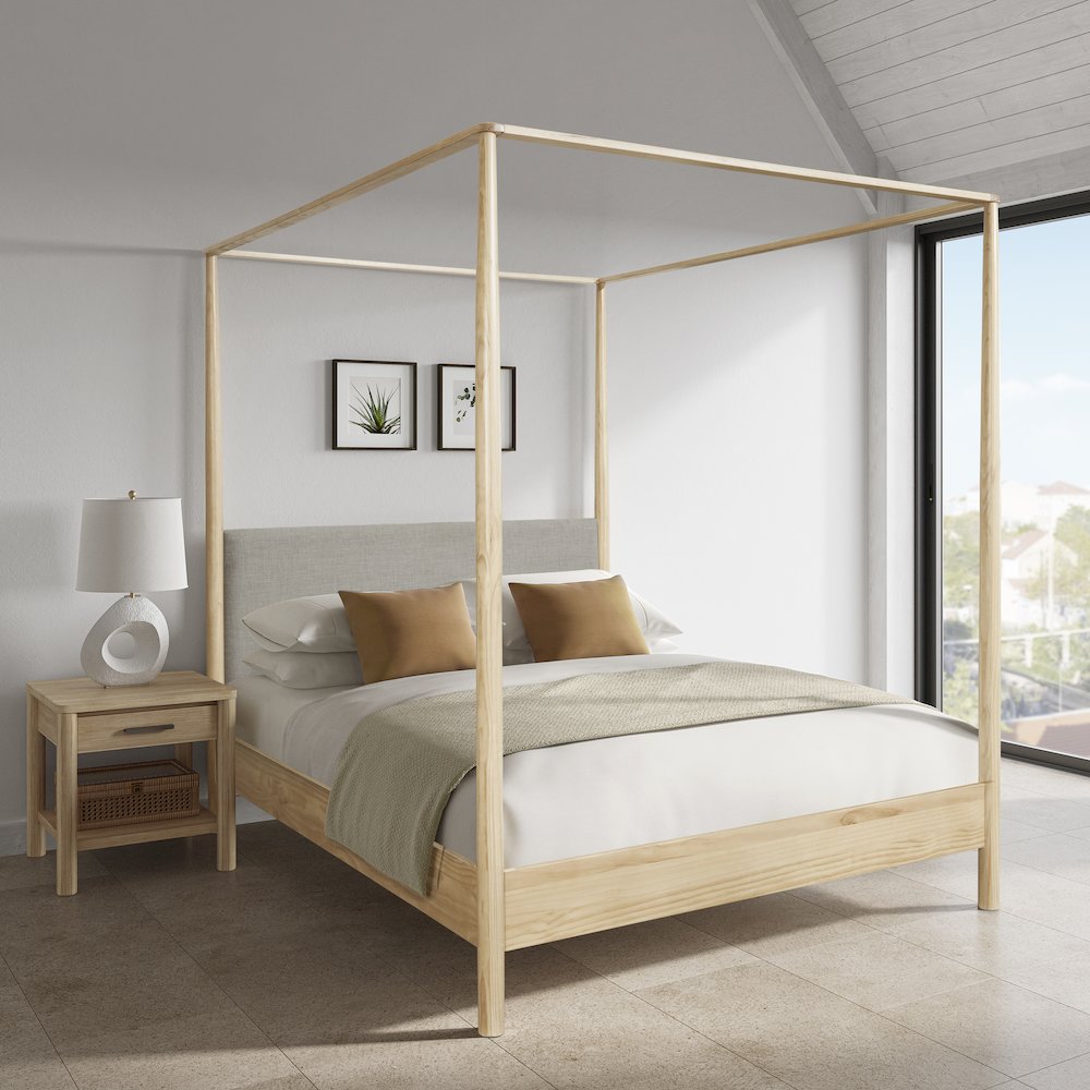 Bloomfield Queen Canopy Bed Set. Picture 10