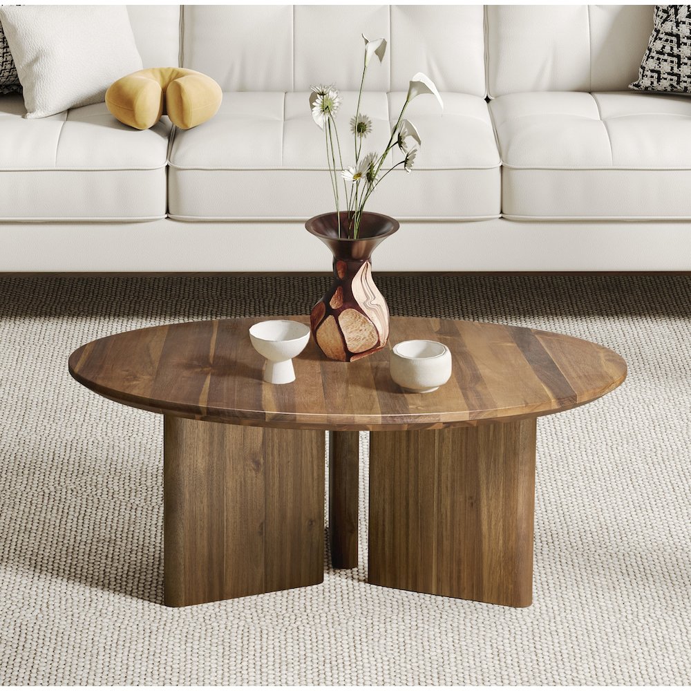 Petrilio Round Coffee Table. Picture 6