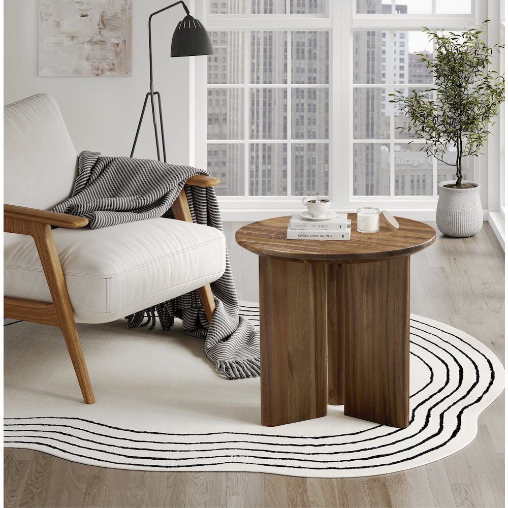 Petrilio Side/End Table. Picture 7