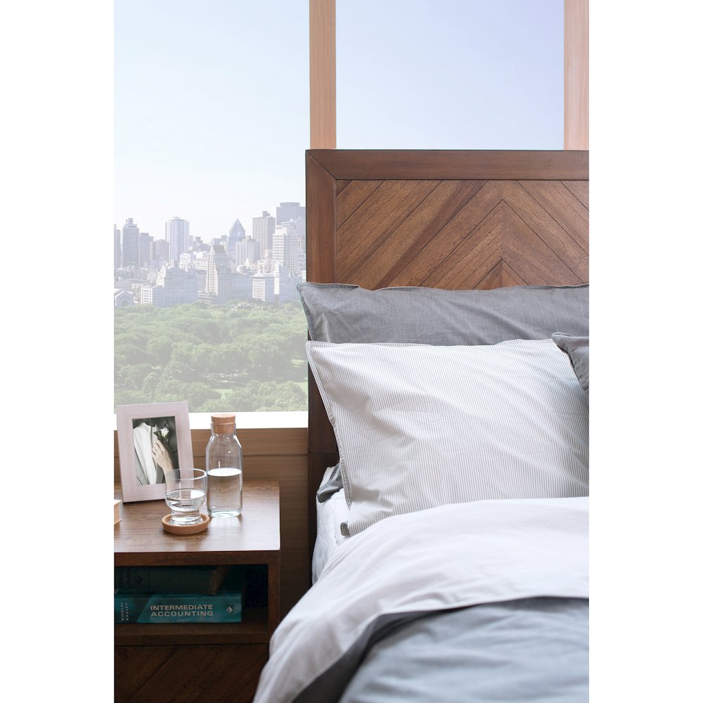 Piero Chevron Queen Headboard. Picture 5