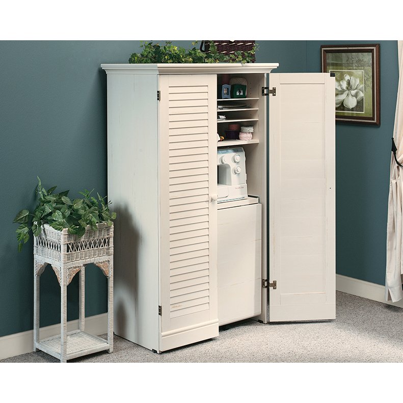 Harbor View Craft Armoire Aw A2. Picture 3