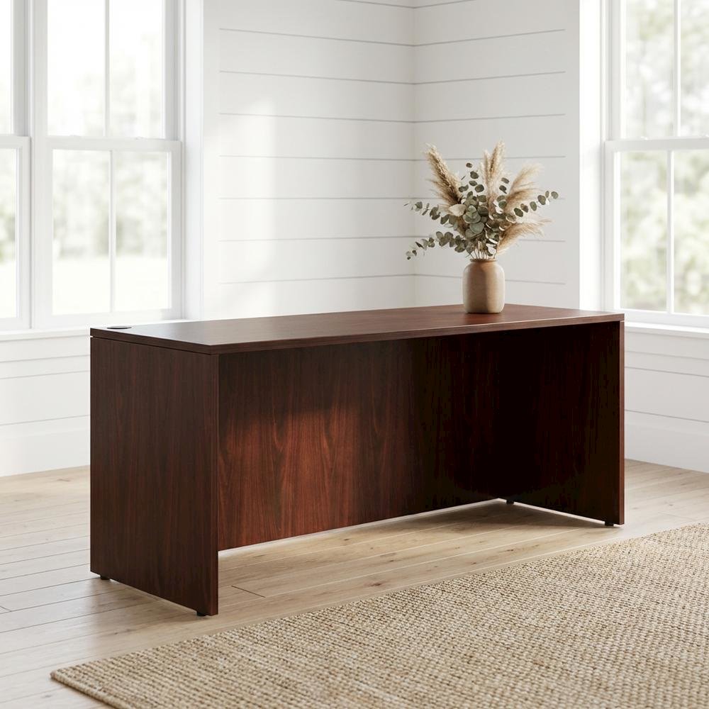 Mahogany Office Desk With Elegant Finish For Professional Workspace. Picture 2