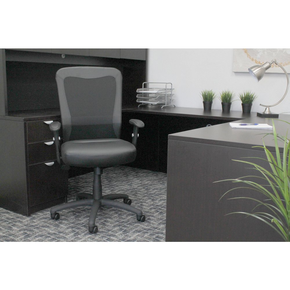 The Boss Web Chair. Picture 2