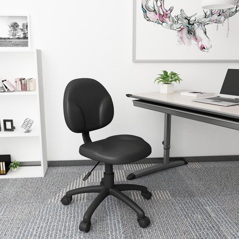 Boss Diamond Task Chair In Black Caressoft. Picture 7