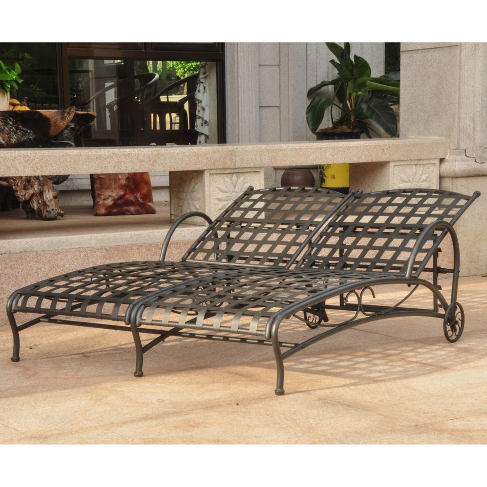 Santa Fe Nailhead Double Multi Position Chaise Lounge. Picture 1
