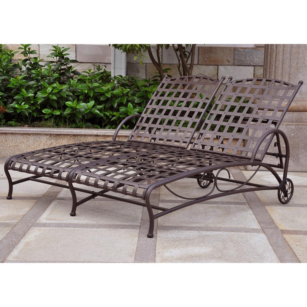 Santa Fe Nailhead Double Multi Position Chaise Lounge. Picture 1