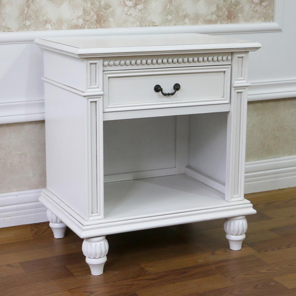 Windsor Hand Carved Wood 1-drawer Lamp Table. Picture 1