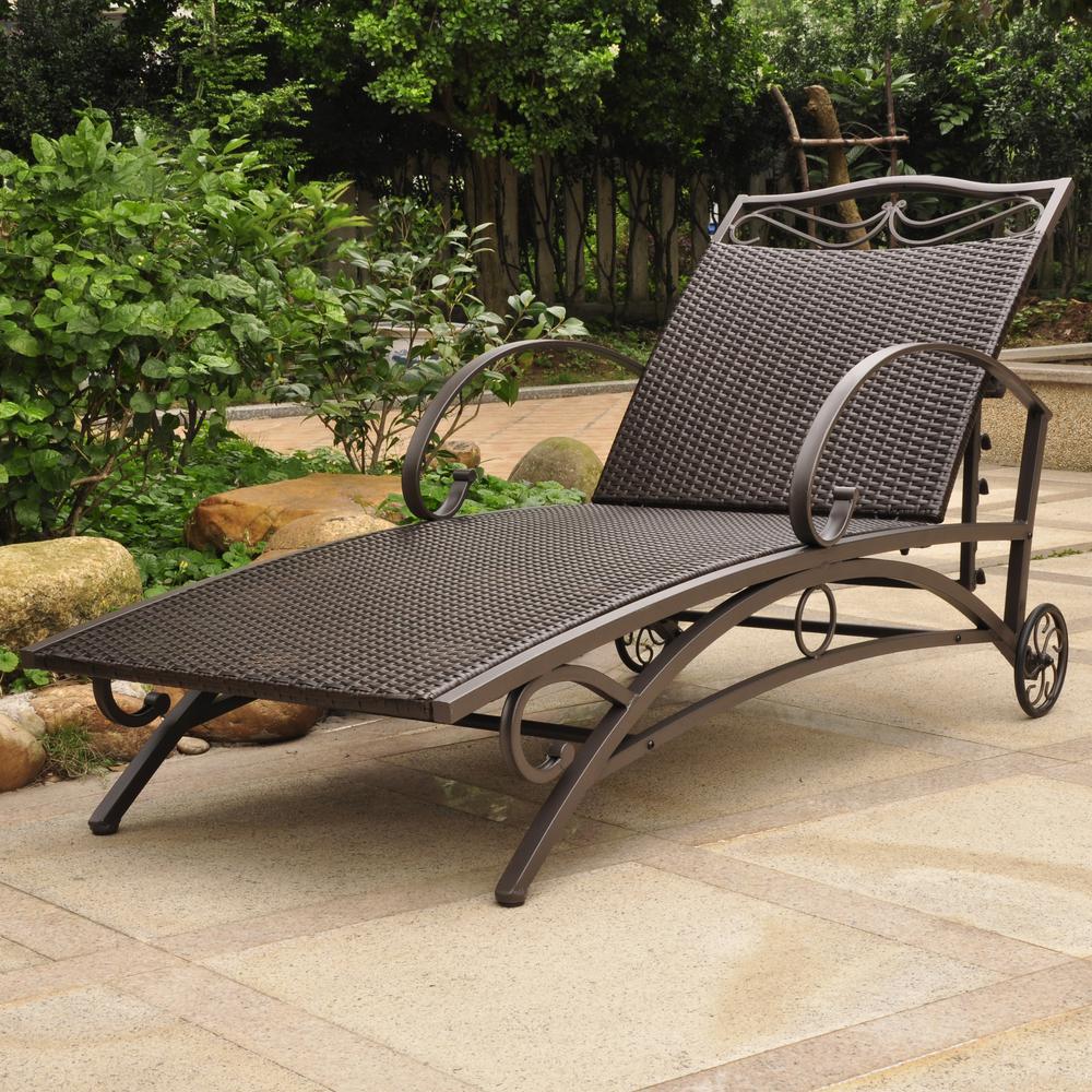 Valencia Resin Wicker/Steel Multi Position Single Chaise Lounge. Picture 1