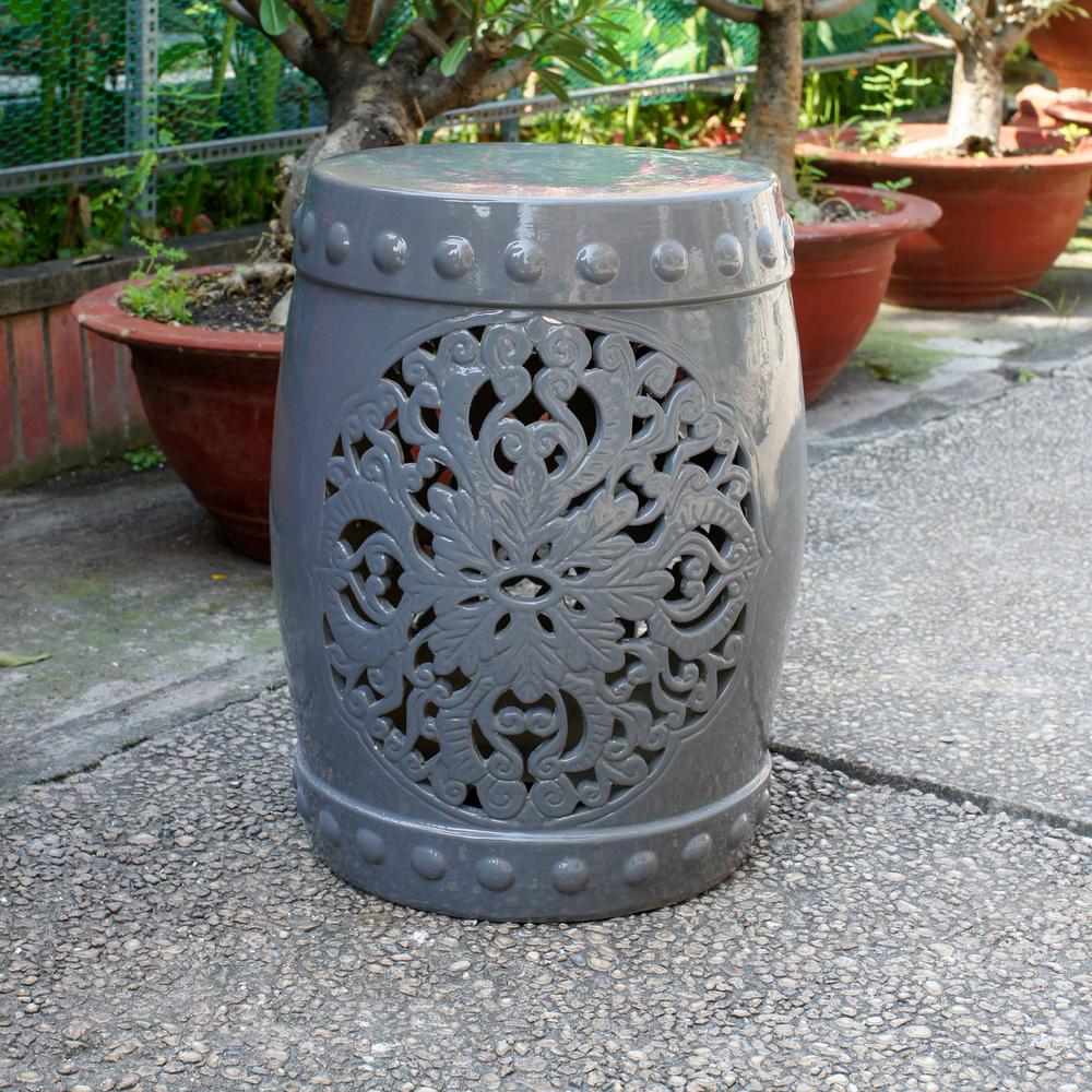 Isfahani Garden Stool. Picture 1