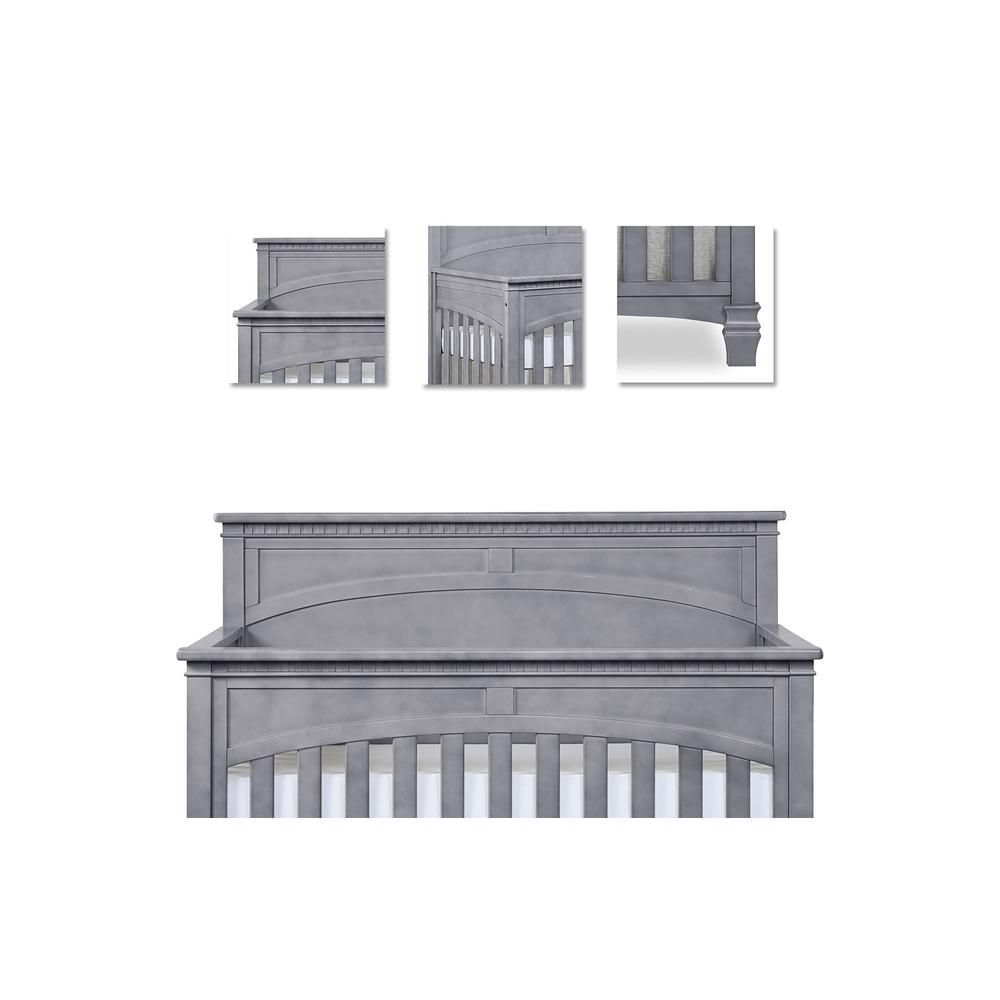 Crib. Picture 2