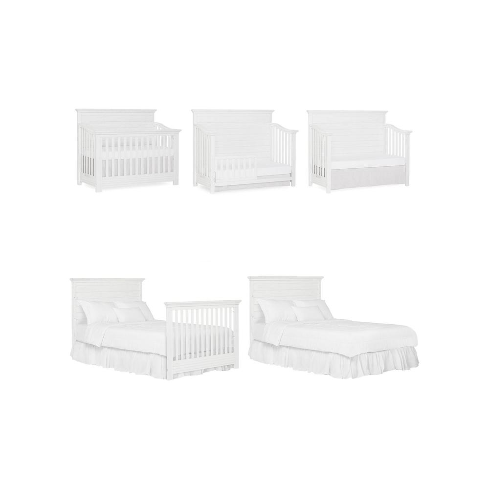Crib. Picture 1