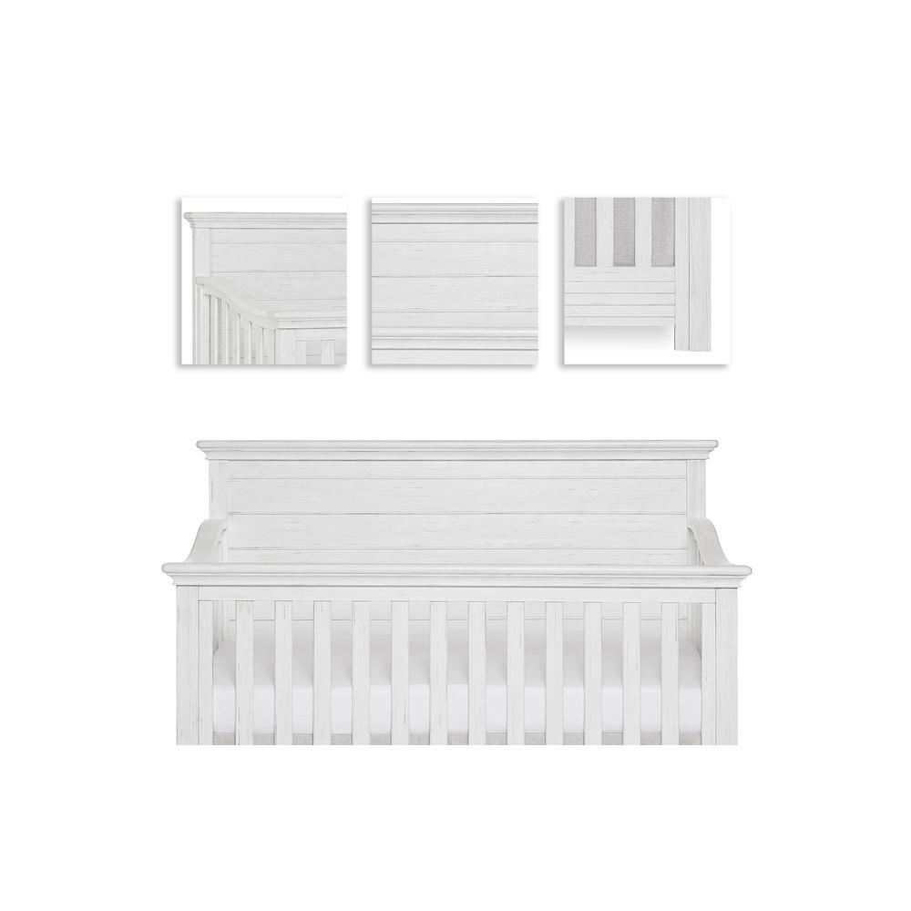 Crib. Picture 2