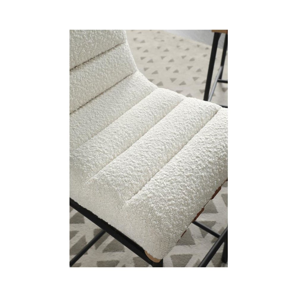 Lahni White Boucle Fabric Counter Height Chair. Picture 3