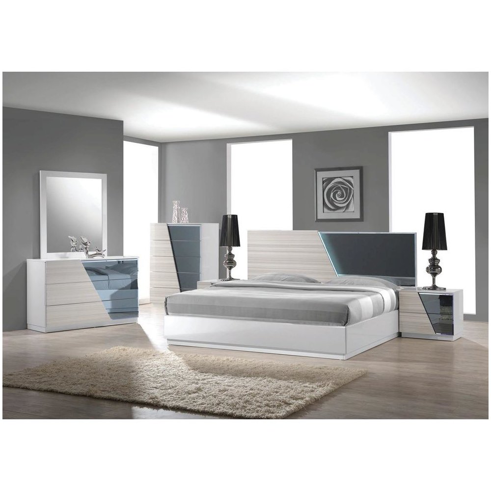 Best Master Manchester Poplar Wood Cal King Platform Bed in Zebra/Gray. Picture 3