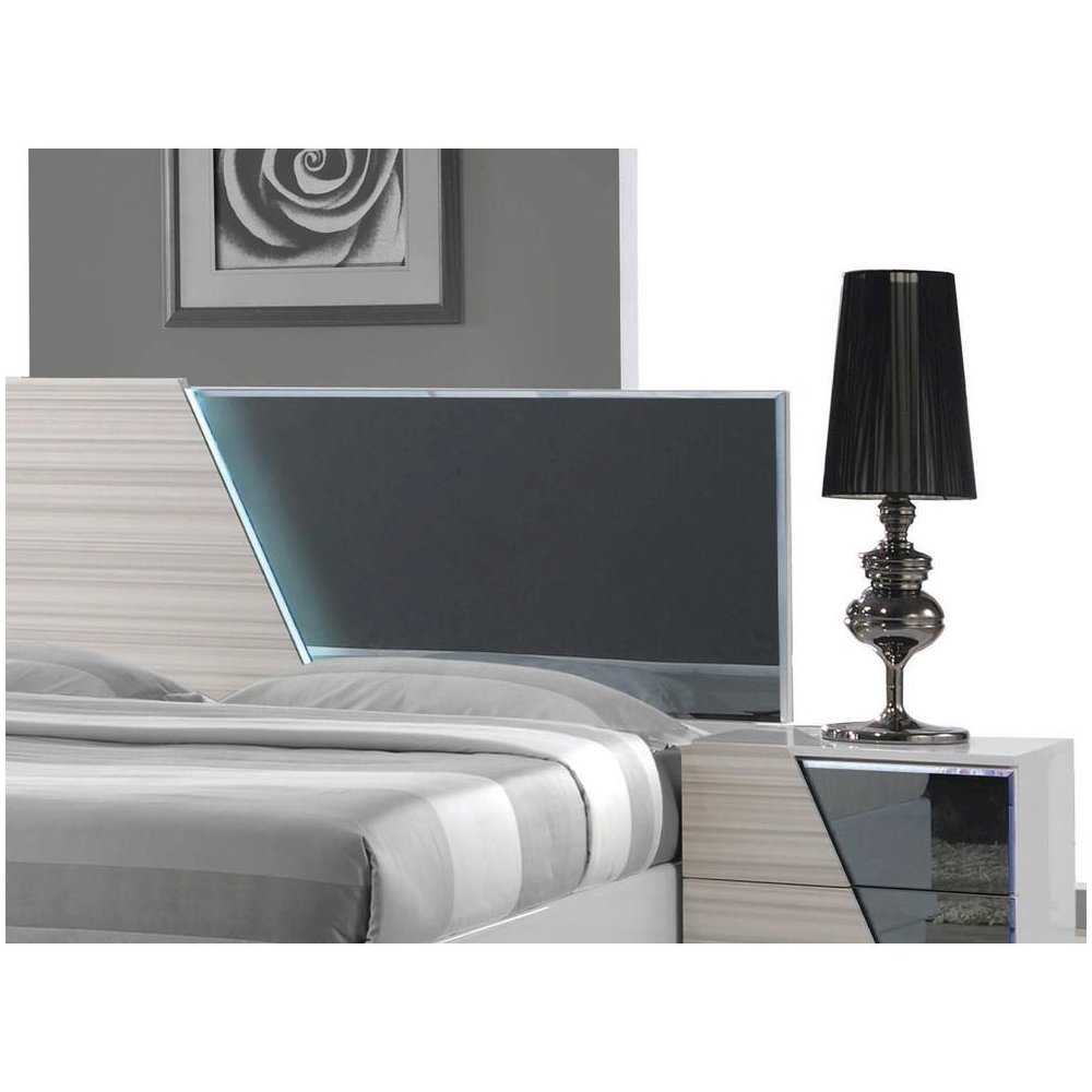 Best Master Manchester 2-Drawer Poplar Wood Bedroom Nightstand in Zebra/White. Picture 4