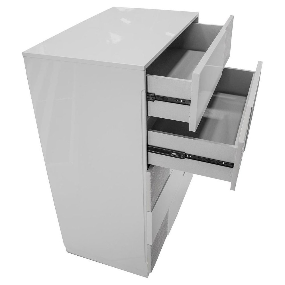 Best Master Naple 5-Drawer Poplar Wood Bedroom Chest in Gray/Silver Line. Picture 2