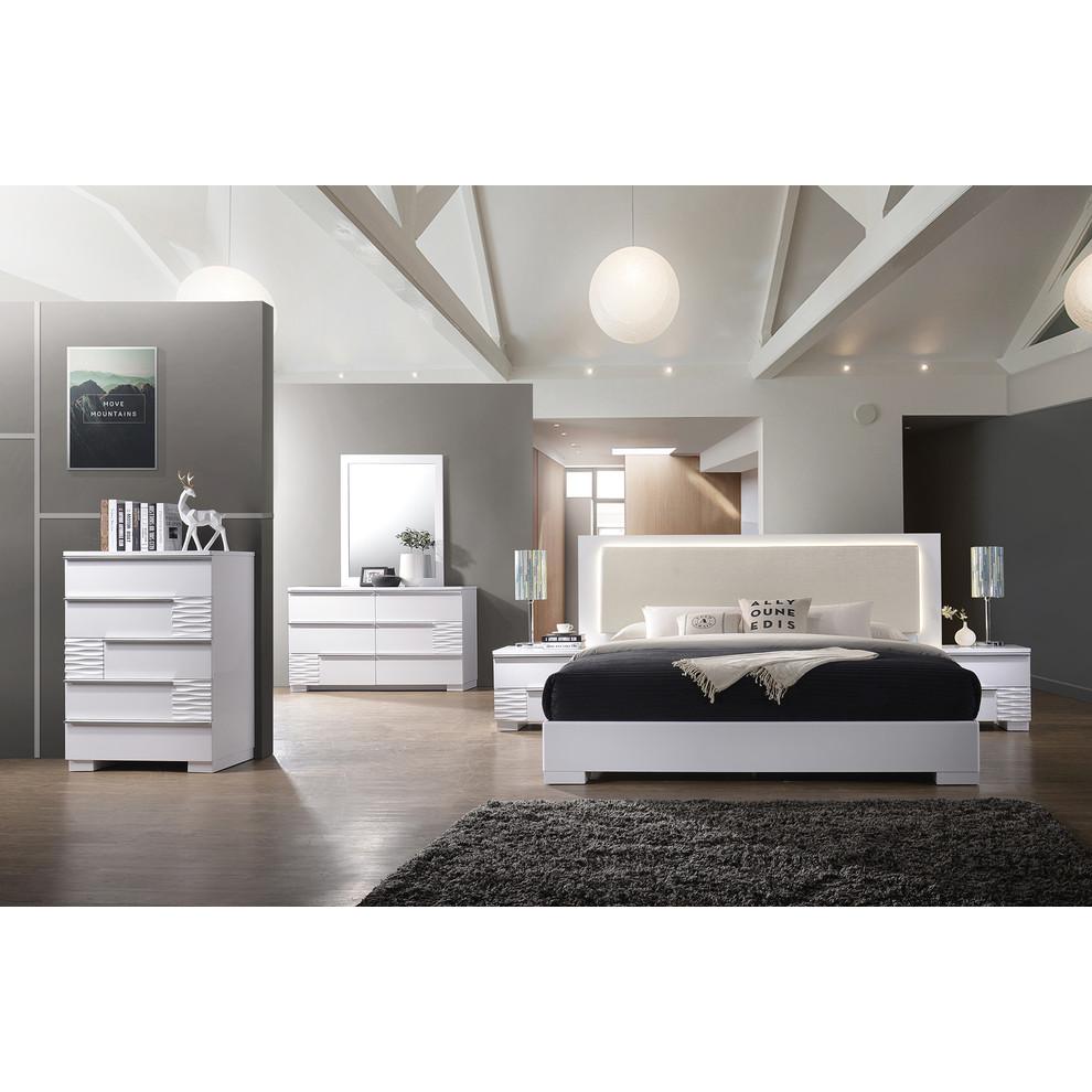 Best Master Athens 5-Drawer Poplar Wood Bedroom Chest in White Lacquer. Picture 5