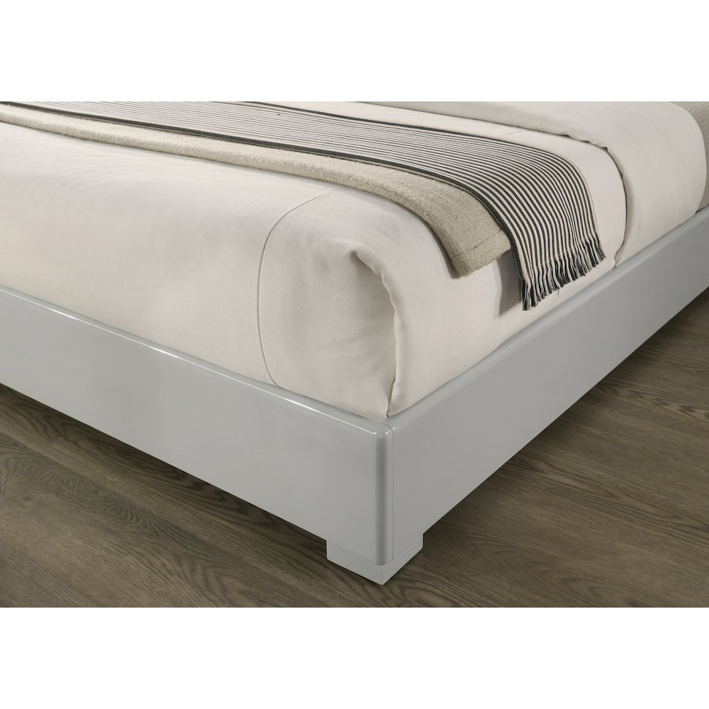87" California King Bed Frame, Fabric Channel Tufted Headboard. Picture 6