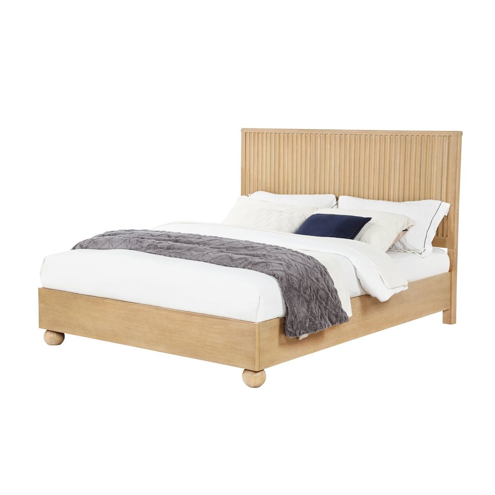 Daplen Scandinavian Modern Queen Bed Frame, Light Oak. Picture 1