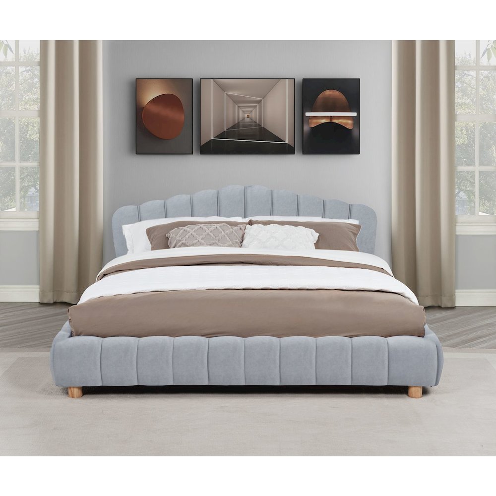 Ctera Queen Velvet Bed, Light Gray. Picture 3
