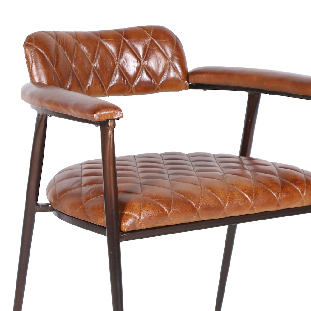 Hudson Armchair in Quilted Leather and Iron. Picture 10