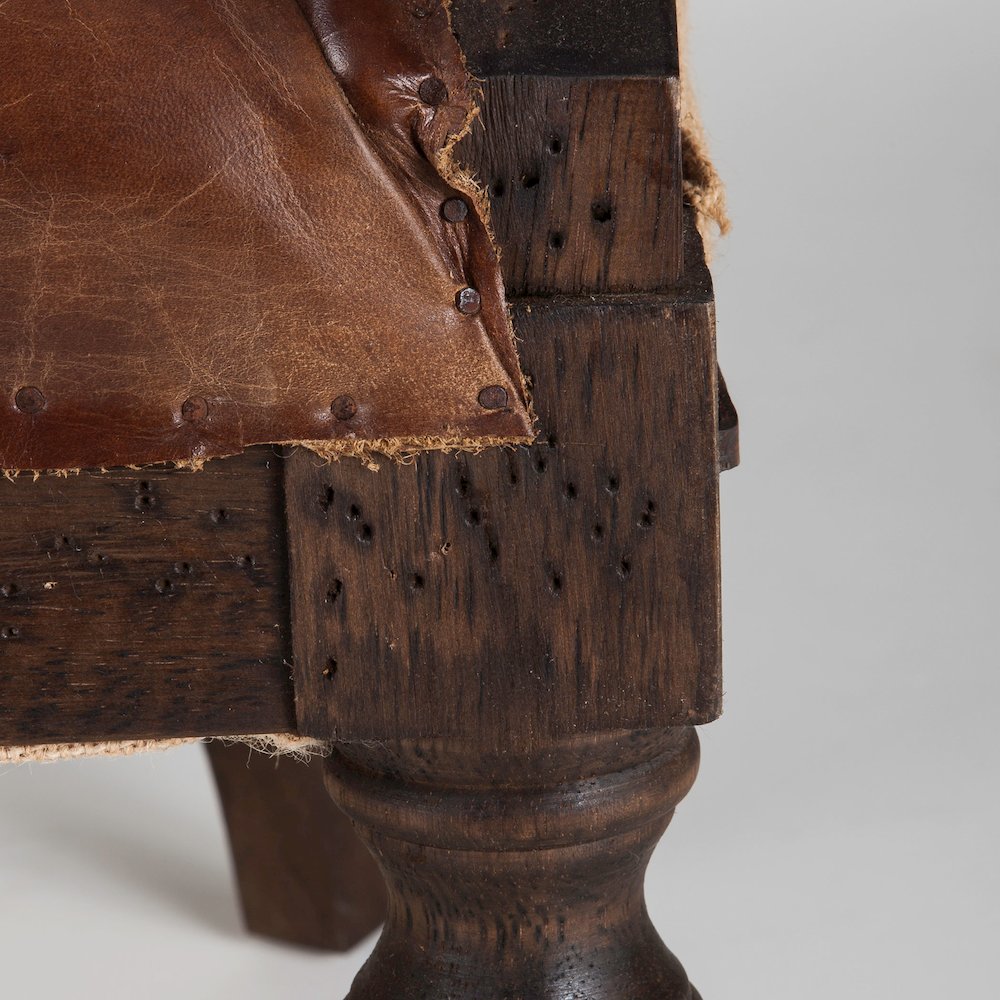 Charles Deconstructed Armchair With Vintage Cigar Leather And Solid Wood Legs. Picture 8