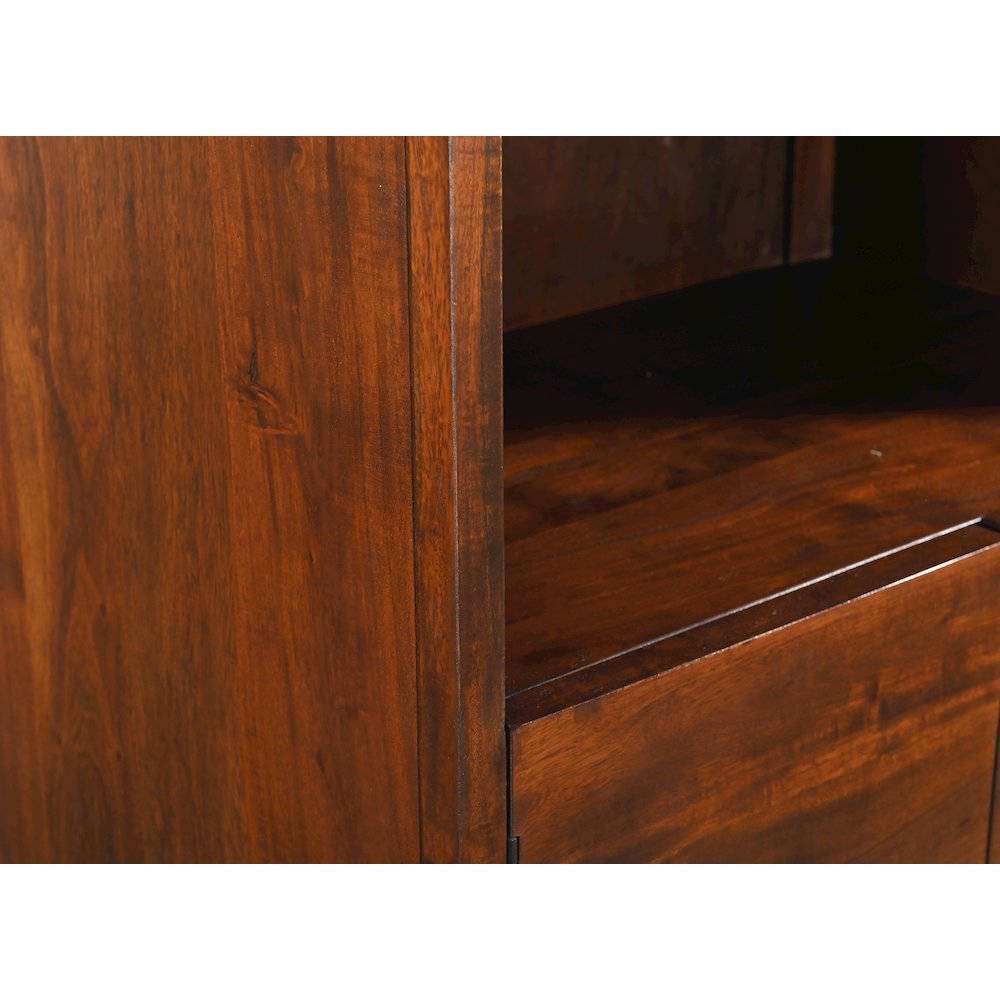 Knoxville Bar Cabinet in Walnut. Picture 6