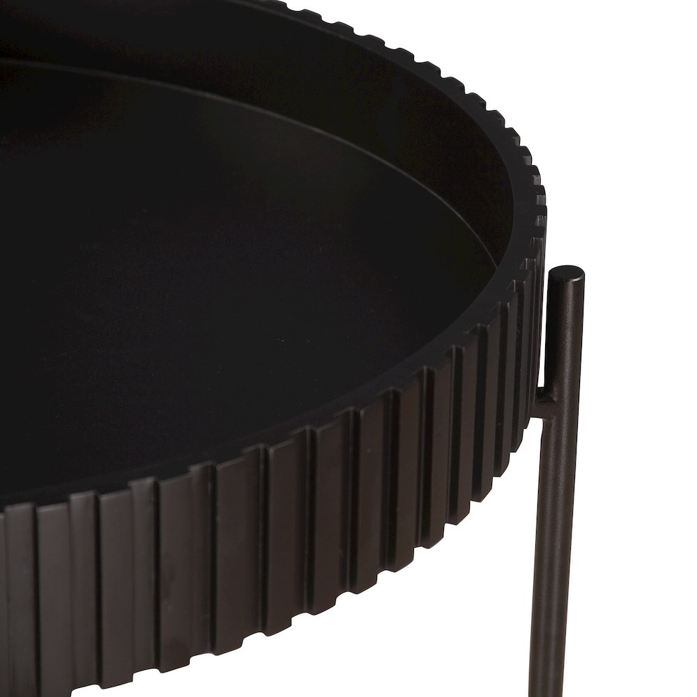 Halden Nesting Tray Tables in Matte Black. Picture 5