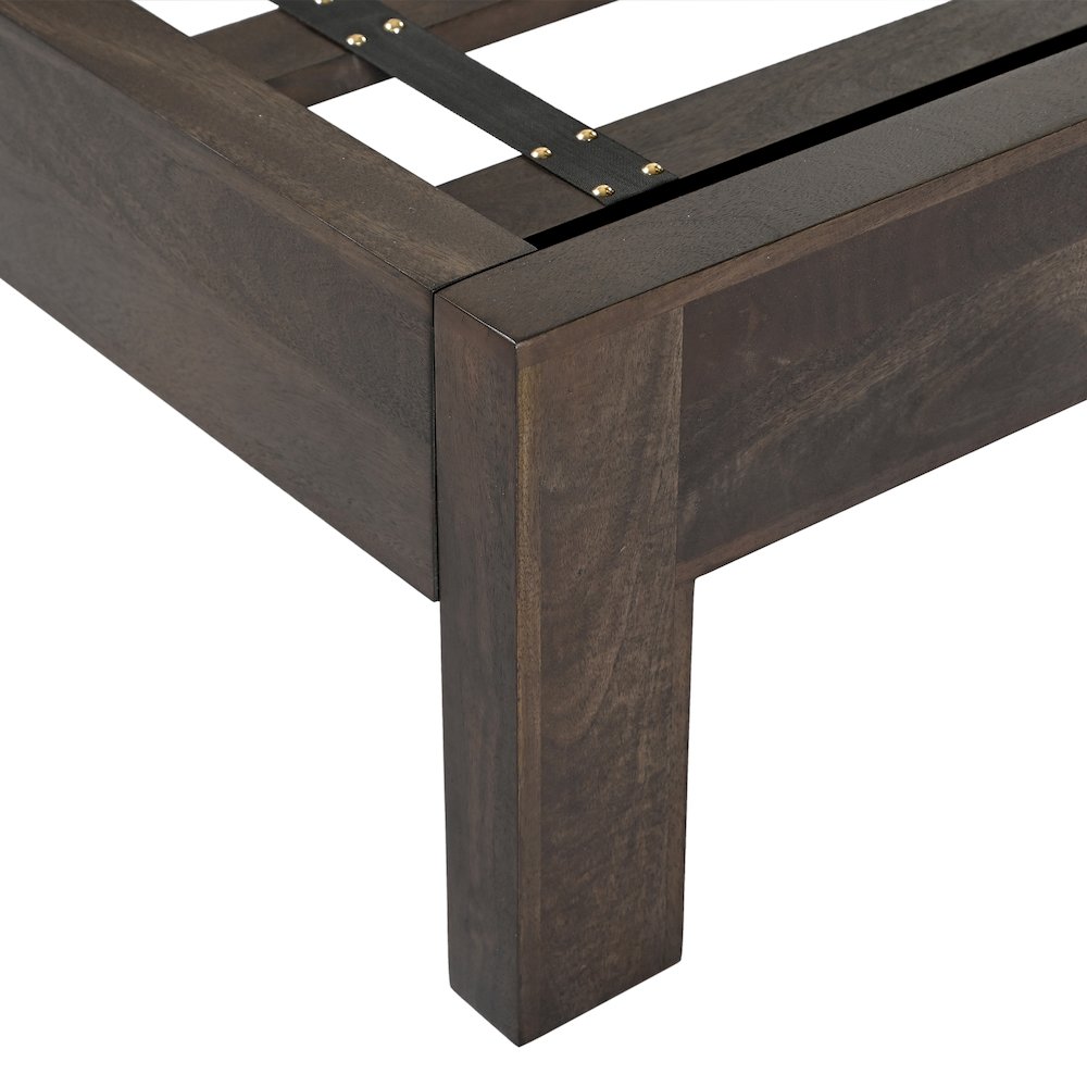 Cairo Queen Bed in Dark Java. Picture 5