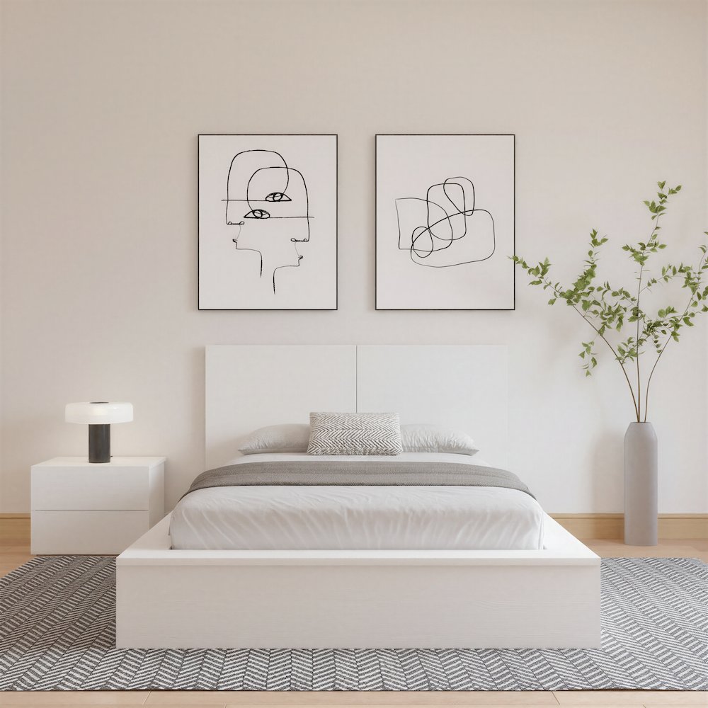 James Headboard. Picture 6