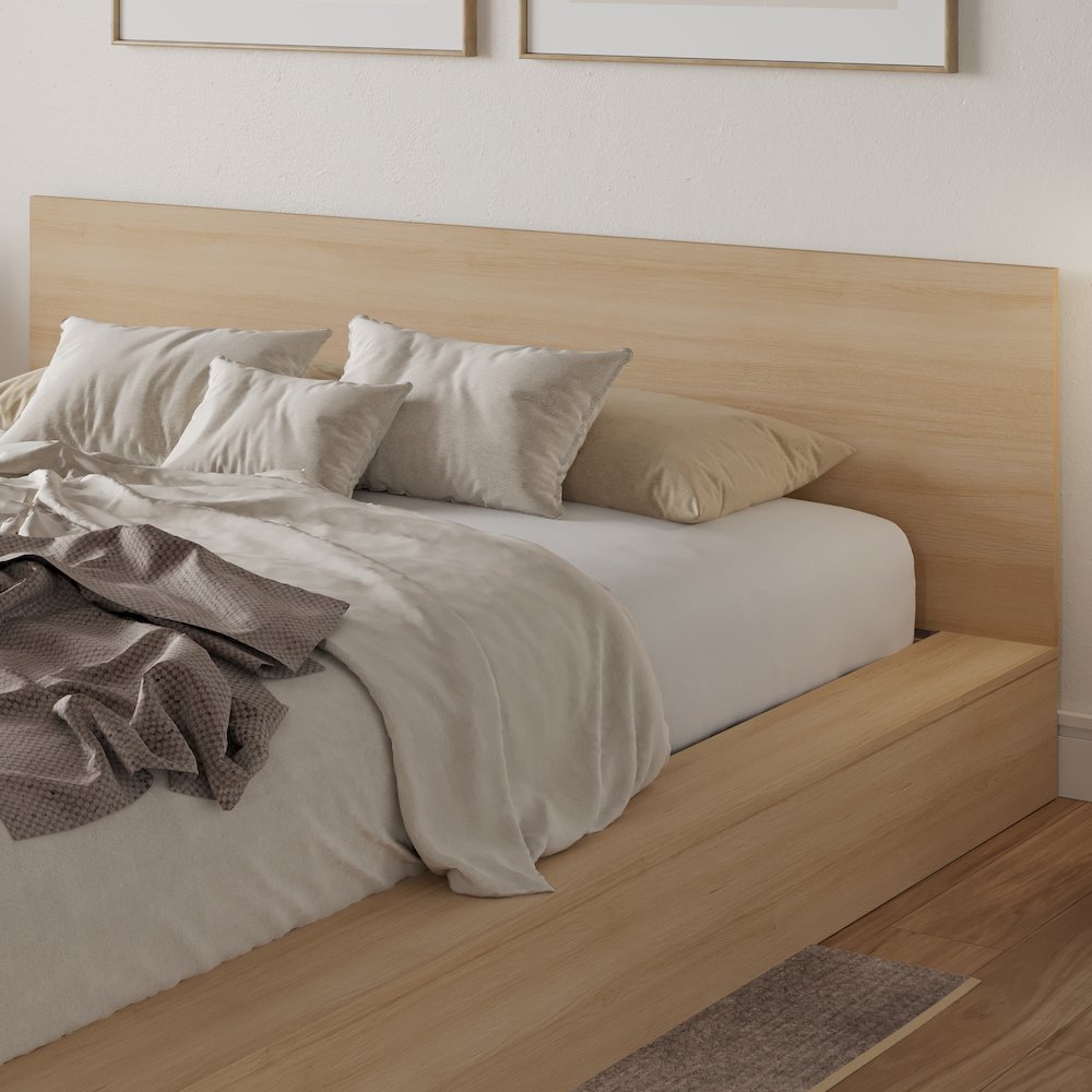 Kanso Low Platform Bed Set in Natural Blonde Oak. Picture 4