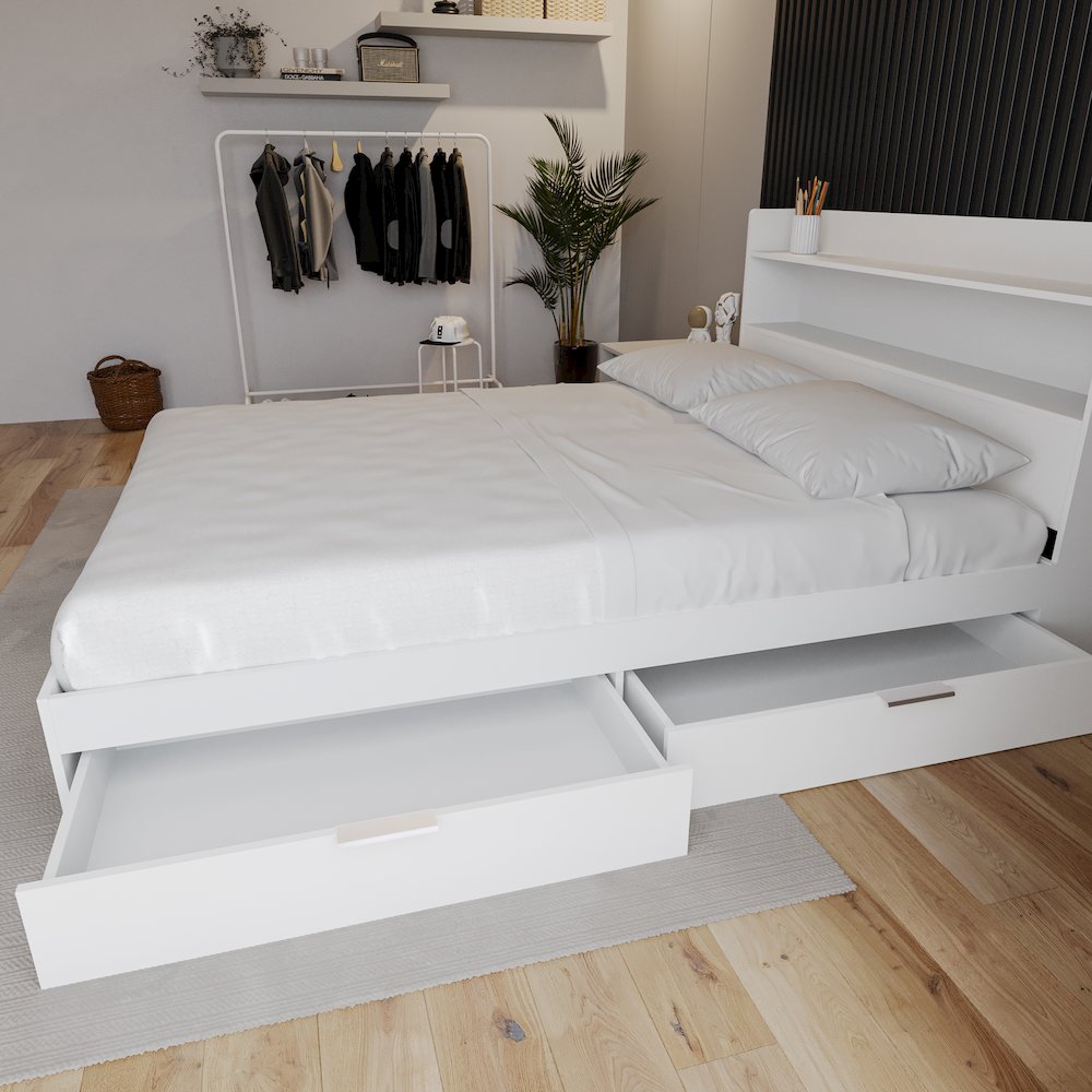 Hunter 2-Drawer Storage Bed. Picture 3