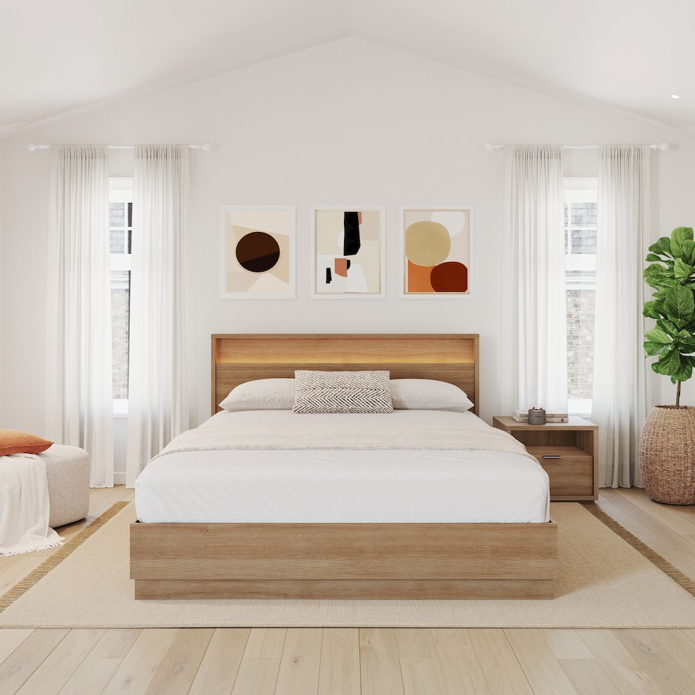 3 Piece Bedroom Set with Slatted Bedframe, Headboard with Integrated Light. Picture 3