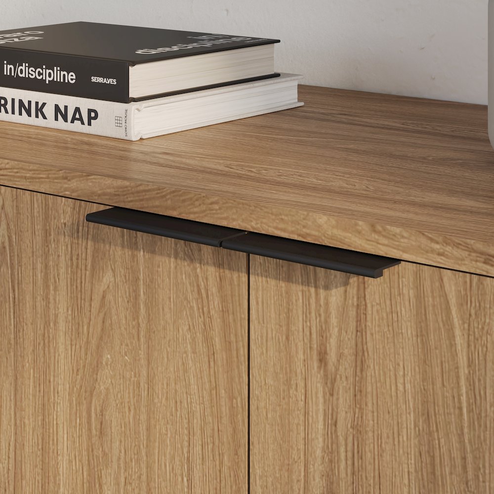 Porto Entry Cabinet. Picture 6