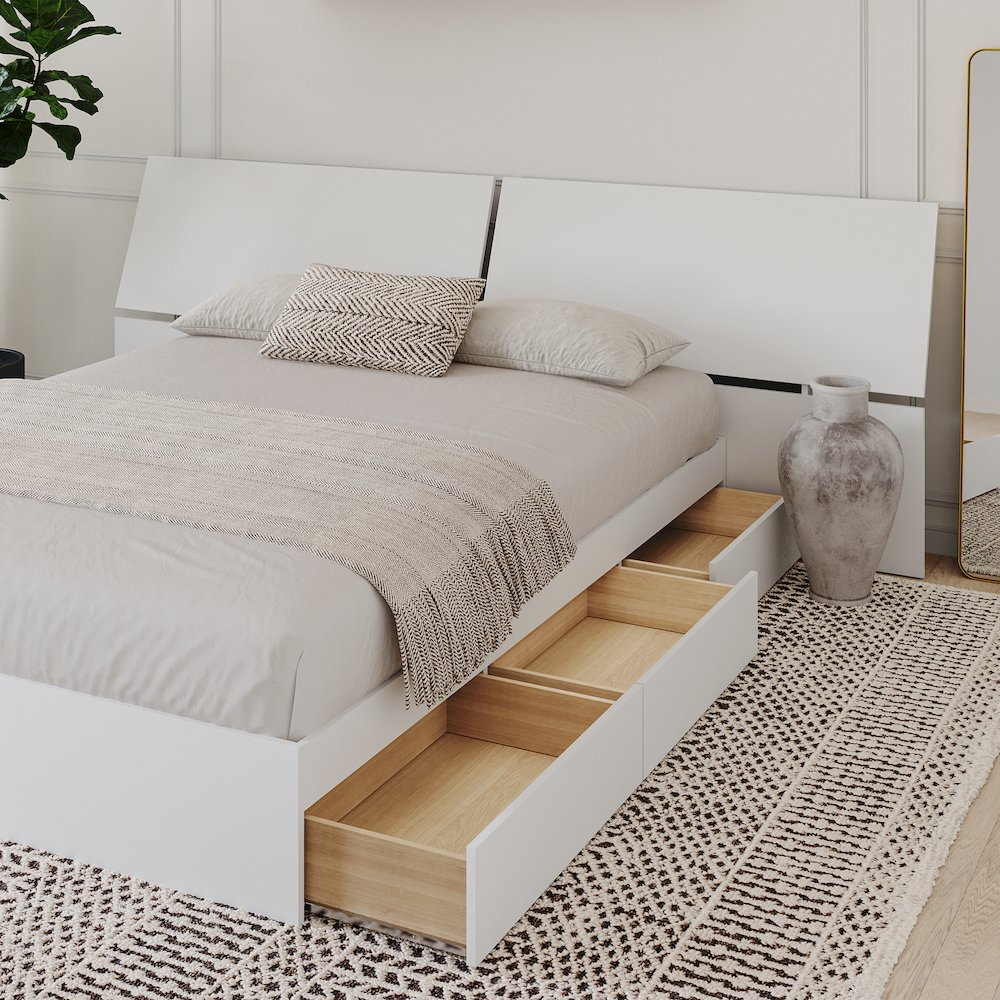 Oslo 2-Piece Reversible Storage Bed Set, Queen. Picture 6