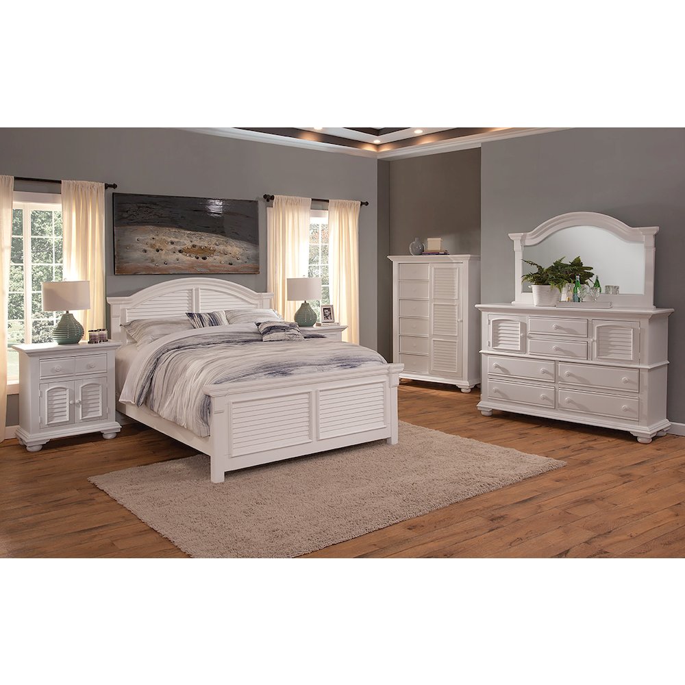 Cottage Traditions King Bed - White Cottage. Picture 5