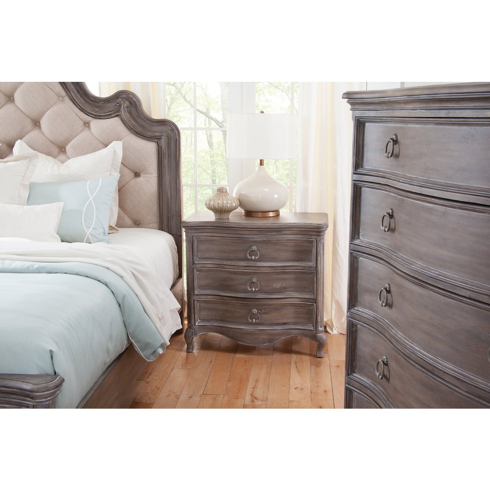 Genoa Queen Tufted Upholstered Bed - with Panel Footboard - Antique Grey. Picture 4