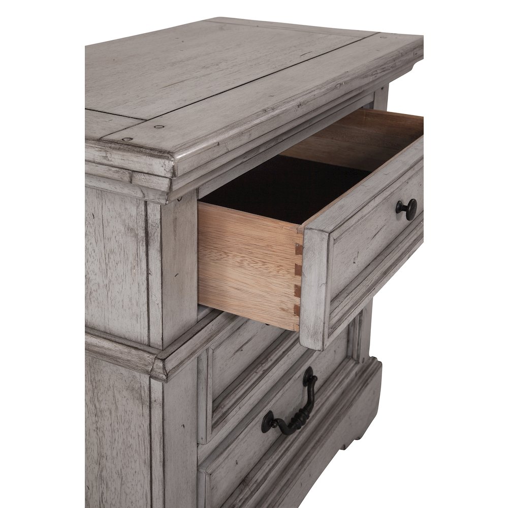 Stonebrook 3-Drawer Nightstand - Light Distressed Antique Gray. Picture 4
