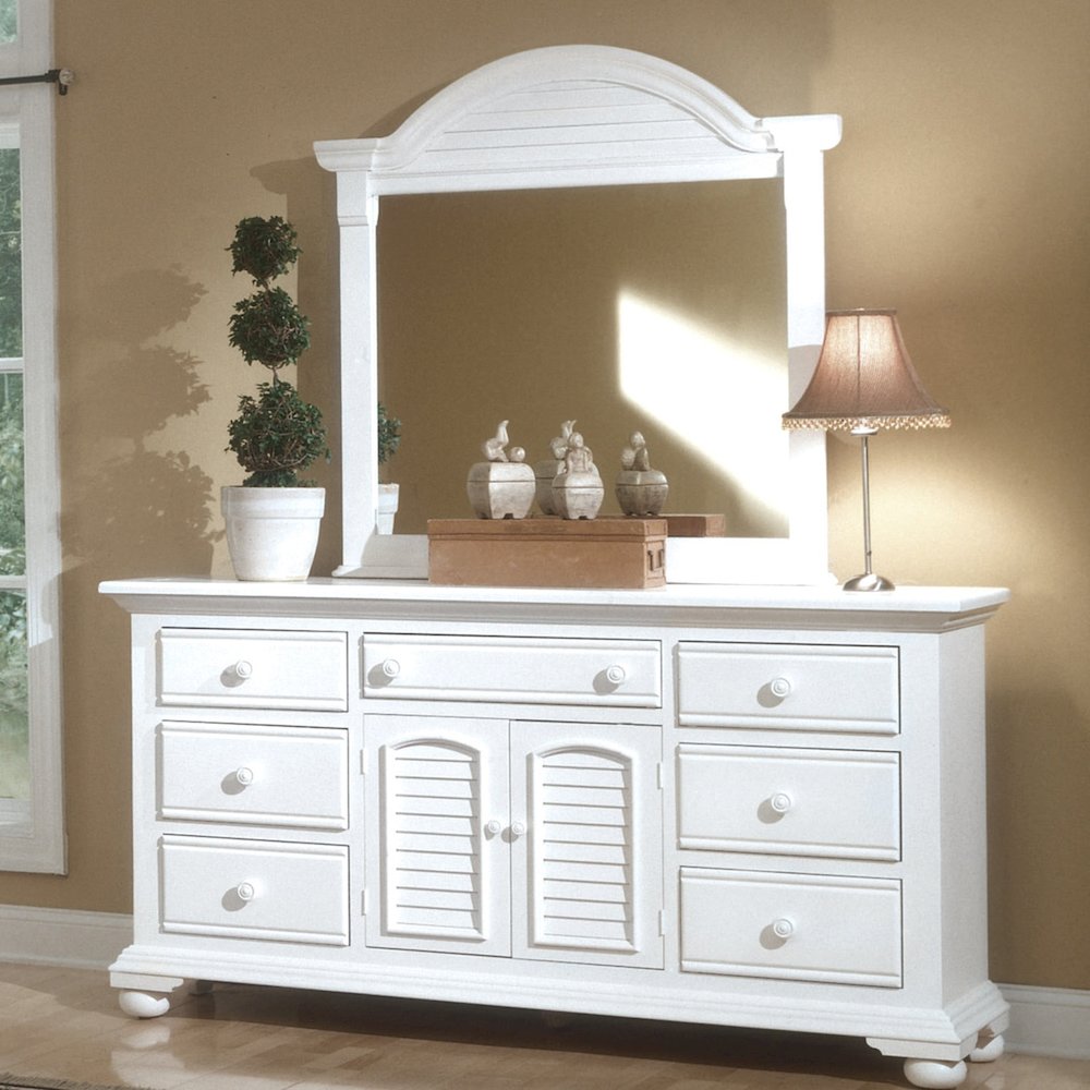 Cottage Traditions Triple Dresser with Mirror - White Cottage. Picture 7