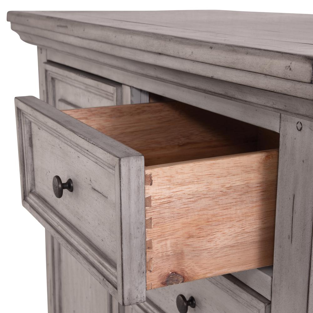 Stonebrook Double Dresser - Light Distressed Antique Gray. Picture 4
