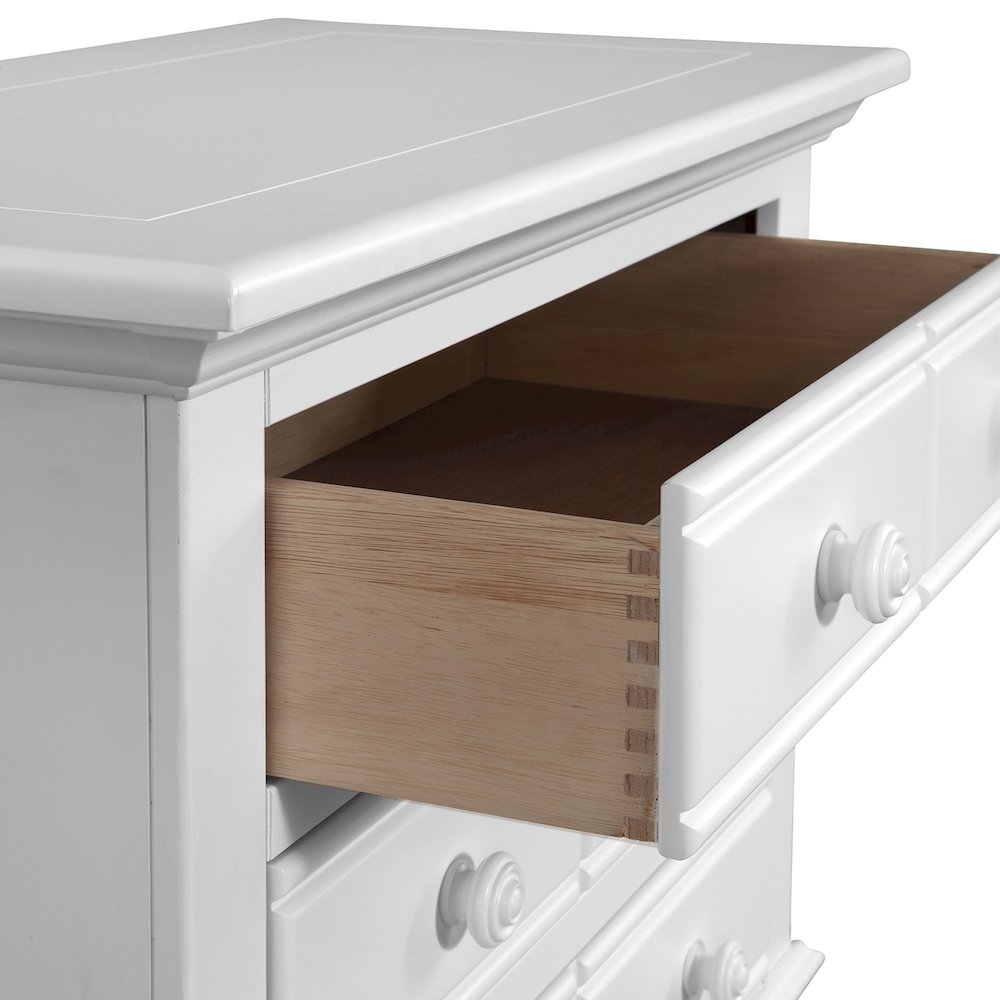 Cottage Traditions 5-Drawer Chest  - White Cottage. Picture 4