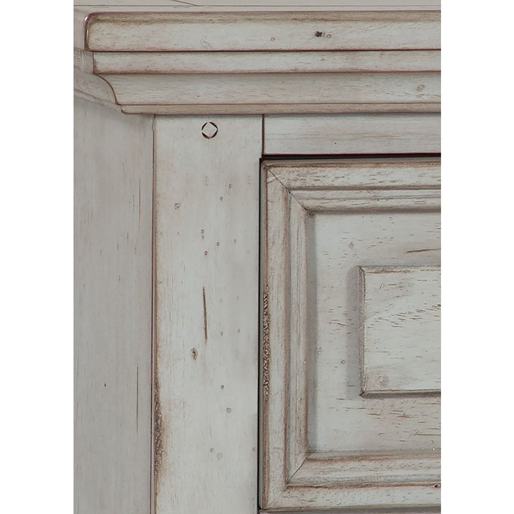 Stonebrook 5-Drawer Chest - Light Distressed Antique Gray. Picture 2