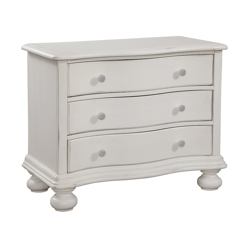 Rodanthe Bachelor Chest - Dove White. Picture 1