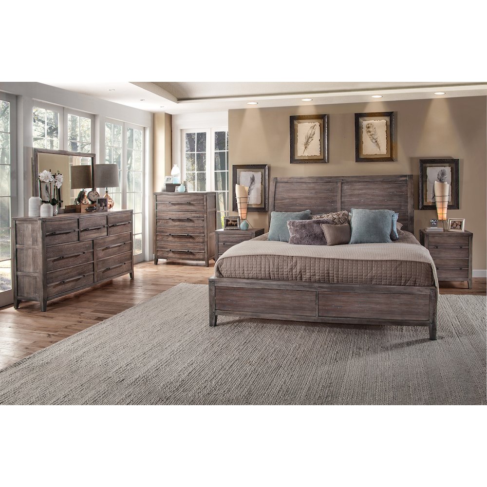Aurora Queen Sleigh Bed - With Panel Footboard - Weathered Grey. Picture 2