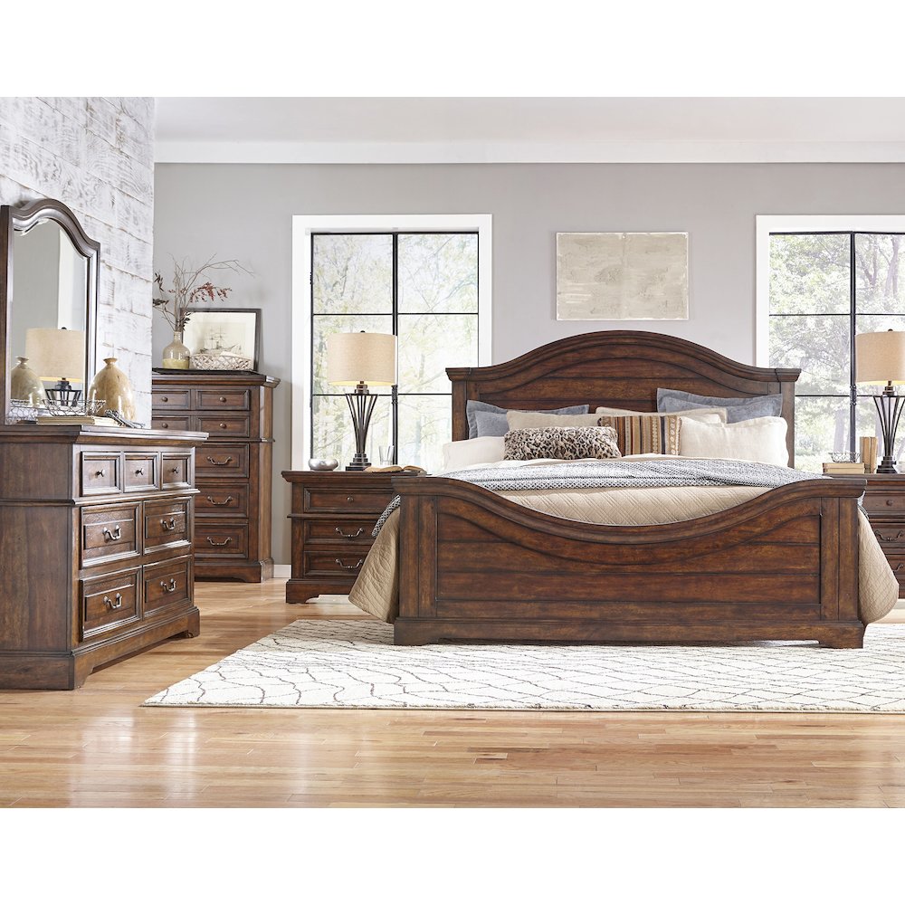 Stonebrook Queen Panel Bed - Tobacco. Picture 2