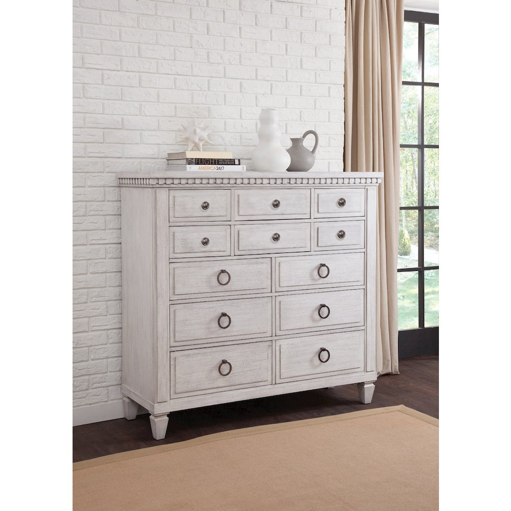 Salter Path Gentlemen's Chest - White Grain. Picture 2