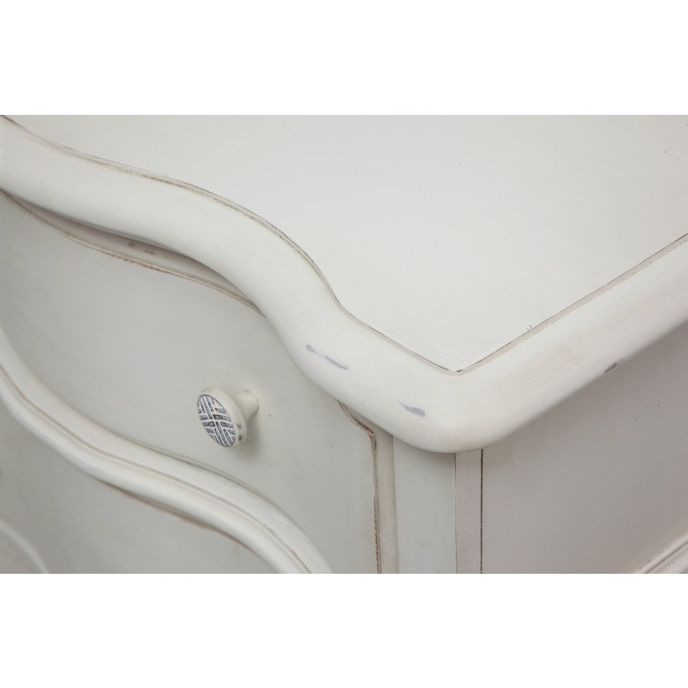 Rodanthe 5-Drawer Chest - Dove White. Picture 3