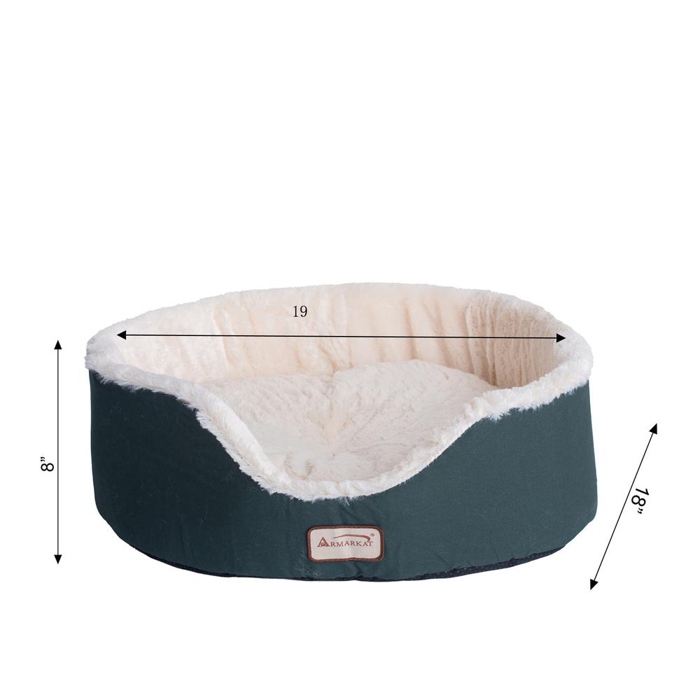 Armarkat Pet Bed Model C04HML/MB   Laurel Green and Ivory. Picture 6