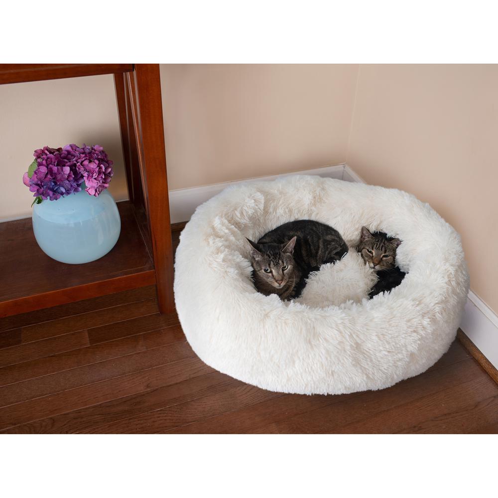 Cuddler Bed Ultra Plush And Soft. Picture 6