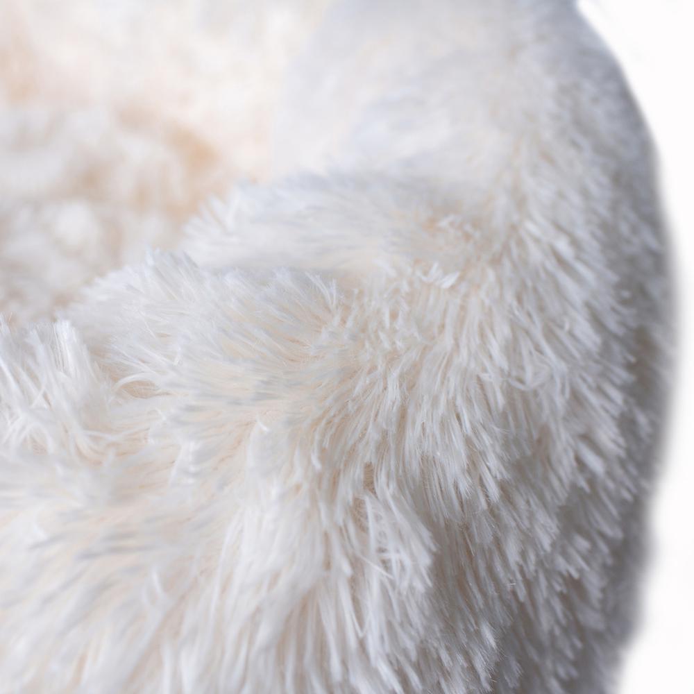 Cuddler Bed Ultra Plush And Soft. Picture 9